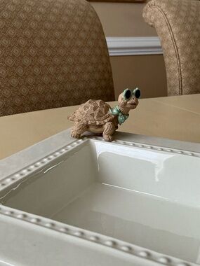 Summer Turtle With Sunglasses Platter Decoration 🐢